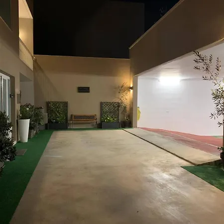 Fl 1 Ta'lonza Luxury With Hot Tub By Homely * Mellieħa