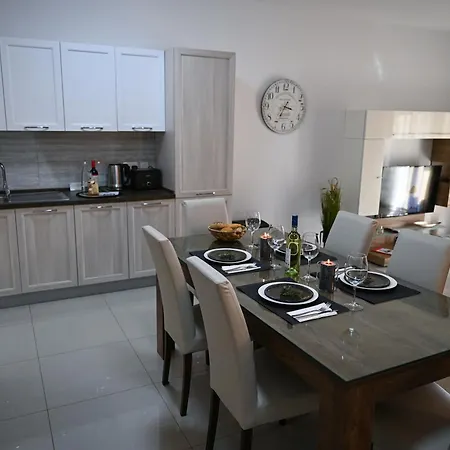 Apartment Fl 1 Ta'lonza Luxury With Hot Tub By Homely *