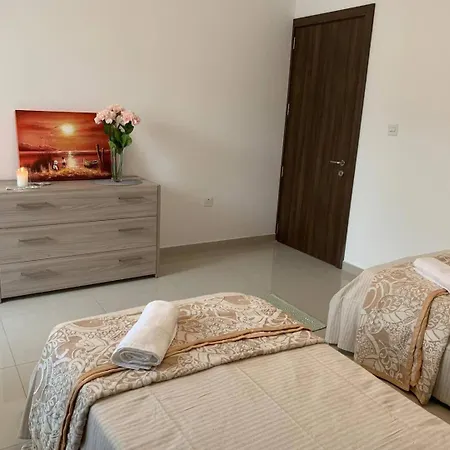 Fl 1 Ta'lonza Luxury With Hot Tub By Homely * Mellieħa