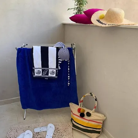 Fl 1 Ta'lonza Luxury With Hot Tub By Homely *