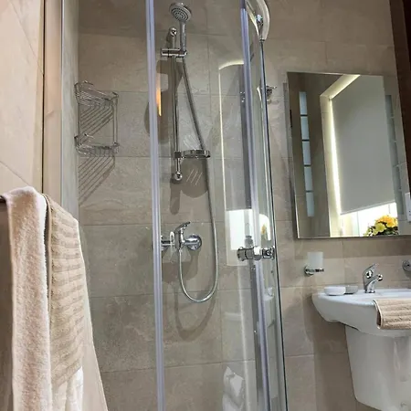 Apartment Fl 1 Ta'lonza Luxury With Hot Tub By Homely Mellieha