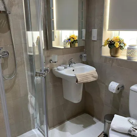 Fl 1 Ta'lonza Luxury With Hot Tub By Homely Mellieħa