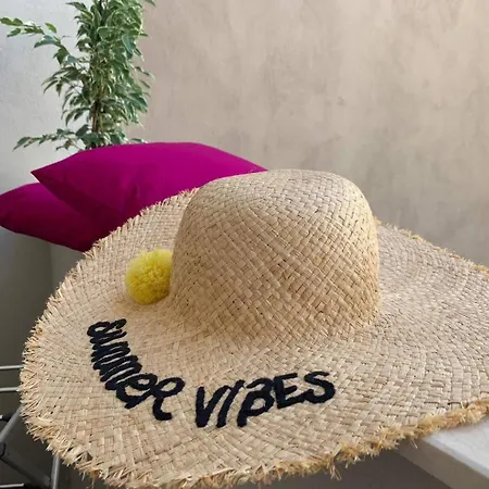 Fl 1 Ta'lonza Luxury With Hot Tub By Homely *