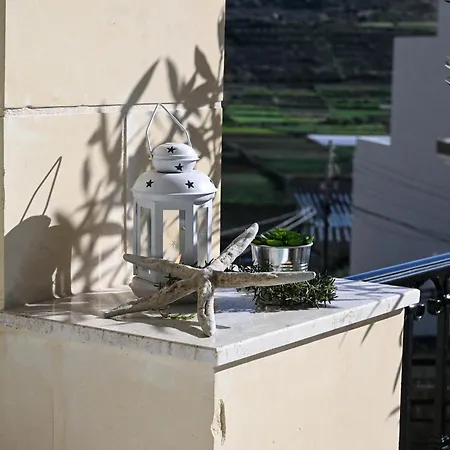 Fl 1 Ta'lonza Luxury With Hot Tub By Homely *