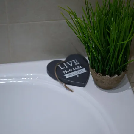 Fl 1 Ta'lonza Luxury With Hot Tub By Homely Lejlighed