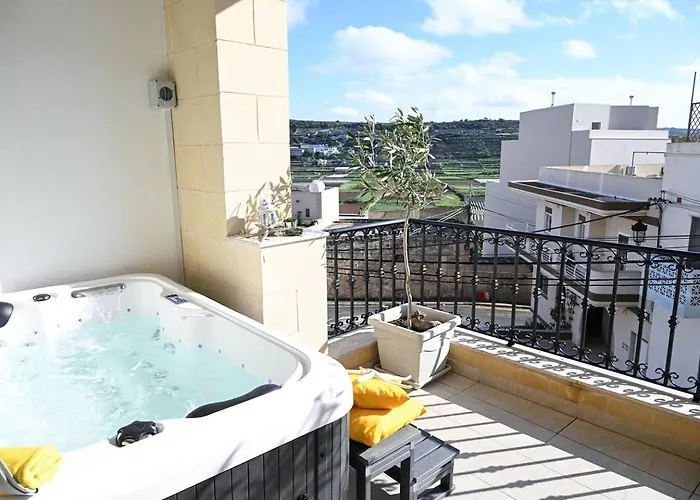 Апартаменты Fl 1 Ta'lonza Luxury With Hot Tub By Homely