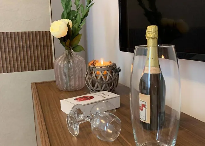 Fl 1 Ta'lonza Luxury With Hot Tub By Homely *