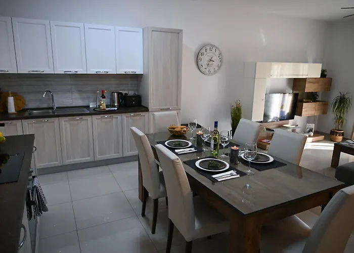 Апартаменты Fl 1 Ta'lonza Luxury With Hot Tub By Homely *